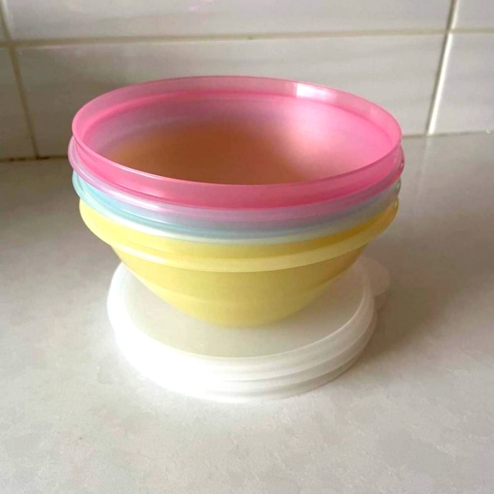 𝐖𝐨𝐧𝐝𝐞𝐫𝐥𝐢𝐞𝐫 𝐁𝐨𝐰𝐥𝐬 Tupperware